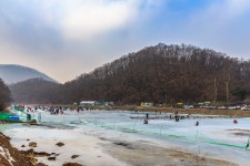 예담2 > 직천 저수지 송어 얼음 축제 : 낚시사랑