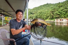 예담2 > [동교 낚시터] : 낚시사랑