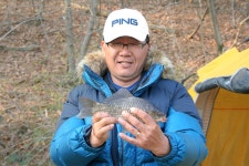 오복 > 장지저수지에서 치루어진 4월 정출 모습입니다. : 낚시사랑