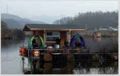 어신 민물낚시 노지조행기 > 예당 장전좌대에서의 붕어 만나기 : 낚시사랑