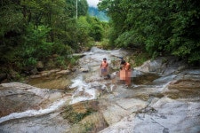 포도월척13 민물낚시 노지조행기 > 강원도 화천댐 붕어낚시여행 토종붕어들이 나오는 화천호 : 낚시사랑