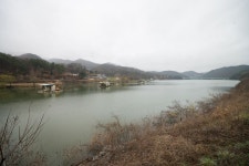 엘리어트 > 엘리어트의 초봄 낚시여행 ( 충북 음성 육령저수지- 편 ) : 낚시사랑