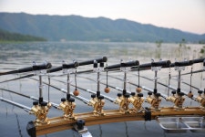 나들이 > 다시찾은 춘천호 건넌들에서 : 낚시사랑