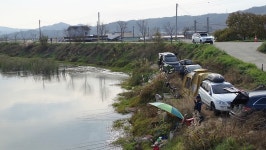낙하산 > 낙하산의 낚시여행...(충남 예산 화산천 상류권) : 낚시사랑