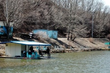 산장낚시터 유료낚시터 > 양지 산장입니다. : 낚시사랑