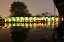 보물섬낚시터 유료낚시터 > 밤을 새우는 손맛터 ,일산 : 낚시사랑