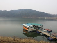 어우실지 유료낚시터 > 수온이 아직은 차갑읍니다 : 낚시사랑