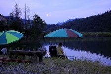 중리지낚시터 유료낚시터 > 무더운날 떠나보는 자연저수지낚시여행 : 낚시사랑