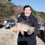토종소근지 유료낚시터 > 소근리 4자 대 행진 : 낚시사랑