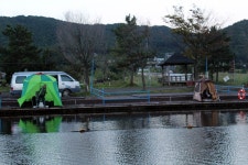 영종낚시터(구만정낚시터) 유료낚시터 > 어젠 비 따라, 오늘은 햇빛 따라 입질 방긋~!^^* : 낚시사랑