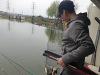 유료터정보 > 유료터점주조황 > 붕어전용 거청낚시터 4월 28일 붕어조황 유료터정보 > 유료터점주조황 > 붕어전용  거청낚시터  4월  28일... 