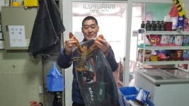 밤밭장어낚시터 유료낚시터 > 1월 24일 랍스터조황 : 낚시사랑