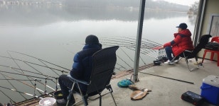 두창낚시터 유료낚시터 > 3월7일 개장합니다^^ : 낚시사랑