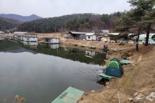 용담낚시터 유료낚시터 > 2월27일 포천용담낚시터 개장 : 낚시사랑