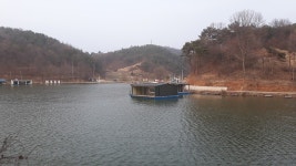 큰골낚시터 유료낚시터 > 언제쯤 터질까요? ~~~ : 낚시사랑