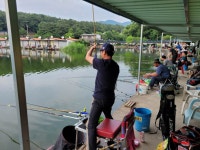 우금낚시공원 유료낚시터 > 주말 붕어들의반란 : 낚시사랑