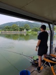 마전낚시공원 유료낚시터 > 여름날씨도 이겨낸 열정!! : 낚시사랑