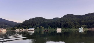 어우실지. 유료낚시터 > 주말 연휴 전좌대 만석 그래도 골고로 손맛을 보셨네요 물론 꽝조사님도 찿아주신 모든분게 감사드림니다..