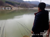 고초골낚시터 유료낚시터 > 고초골 붕어 마릿수 시작~~ : 낚시사랑