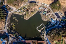 마둔지기 유료낚시터 > 마둔낚시터 잔교 위에서 텐트 치고 빙어낚시 가능해요 : 낚시사랑