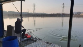 안성 거청낚시터 유료낚시터 > 2023년 3월 6일 거청낚시터 붕어조황 : 낚시사랑
