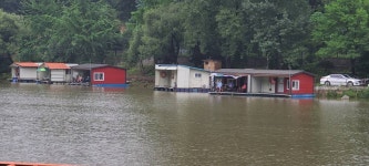 양평수곡낚시터 유료낚시터 > 여름휴가 시즌 힐링 양평 수곡 낚시터 장맛비 우중 주말 주후반 조황도 꾸준한편이네요 : 낚시사랑