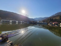 즐거운복상골 유료낚시터 > 메기 들어 갑니다~~~ : 낚시사랑