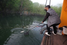 서울좌대 유료낚시터 > 서/울/좌/대 / 조황 보고 : 낚시사랑