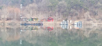 양평수곡낚시터 유료낚시터 > 초봄시즌 양평 힐링수곡낚시터 붕어들이 나오는가 봅니다 주말붕어 방류 및 조황 : 낚시사랑