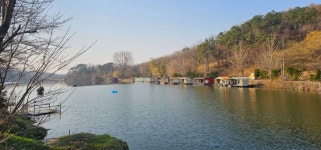 양평수곡낚시터 유료낚시터 > 식목일 4월첫주 양평 힐링 수곡낚시터 주중 조황 및 금일 붕어방류 완료 : 낚시사랑