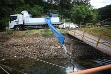 한터낚시터. 유료낚시터 > 한터 낚시터 2025년 06월14일 (통요일) 토종붕어 향어 메기 대량 방류했습니다 : : 낚시사랑