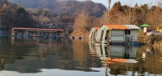 양평수곡낚시터 유료낚시터 > 동절기 힐링 수곡낚시터 자연산 토종붕어 대량방류 및 방한천막 설치 완료 : 낚시사랑