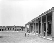 Florida Memory  - Tourists visiting a brick building within Fort Clinch - Fernandina Beach, Florida Tourists visiting a brick... 