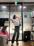 오늘도 플라이모델과 함께! 맨투맨 고민하다가 맨져 티 구매했는데 잘 산것 같아요! 컬러도 너무 예쁘구 그 위에 레REVIEW - (주)플라이모델