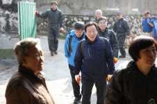 한국공무원노동조합 강원도교육청지부 제4회 사랑의 연탄배달 봉사활동 실시 - FM교육방송 - FCN