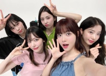 포모스 어제의 르세라핌 단체샷 어제의 르세라핌 단체샷