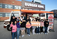 버거킹 ‘찾아가는 와퍼트럭’, 남양주 송천분교서 따뜻한 나눔 - 식품외식경제 버거킹 ‘찾아가는 와퍼트럭’, 남양주 송천분교서 따뜻한 나눔