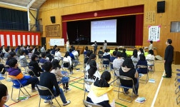 3月22日　新座市立東北小学校で出前授業『あなせん』を実施｜笑顔ひろがる社会のために｜私たちの活動｜フジテレビのサステナビリティ... 