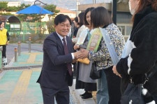 현장포토-합일초등학교 교통안전캠페인 내용 | 강화군청>강화소개>강화소식