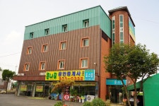 숙박/여행/레저-Big Tree 호스텔 내용 | 강화군 읍·면>참여공간>지역정보서비스