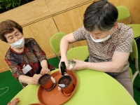 역삼재가노인데이케어센터 > 함께나누는공간 > 포토갤러리 산하기관 > 역삼재가노인데이케어센터 > 함께나누는공간 > 포토갤러리