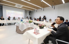 강남구여성능력개발센터 > 열린마당 > 사진모음 산하기관 > 강남구여성능력개발센터 > 열린마당 > 사진모음