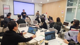 강남구신중년디지털일자리센터 > 알림마당 > 포토갤러리 산하기관 > 강남구신중년디지털일자리센터 > 알림마당 > 포토갤러리