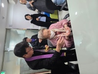 역삼재가노인데이케어센터 > 함께나누는공간 > 포토갤러리 산하기관 > 역삼재가노인데이케어센터 > 함께나누는공간 > 포토갤러리