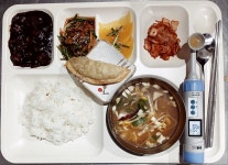 강남구가족센터 > 병설기관 > 목련데이케어센터 > 식단안내 산하기관 > 강남구가족센터 > 병설기관 > 목련데이케어센터 > 식단안내