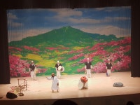 덴동어미 화전놀이(마당놀이)상세 | 포토갤러리<커뮤니티<동락관<동락관<문화/관광/음식