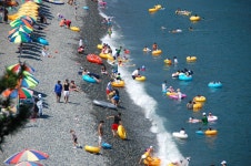 거제여행 > 해수욕장 > 상세보기 학동 흑진주 몽돌해변