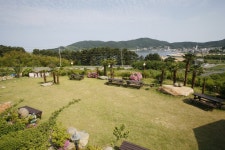 거제여행 > 숙박 > 상세보기 아지랑냉이랑