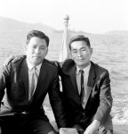 거제소개 > 영상기록관 > 시대별 > 장승포를 방문한 정일권국무총리(2) | 거제시청