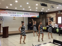 면동 > 옥포2동 > 열린마당 > 마을 이모저모 > 적십자 봉사회, 행복한마당 경로잔치 개최 | 거제시청